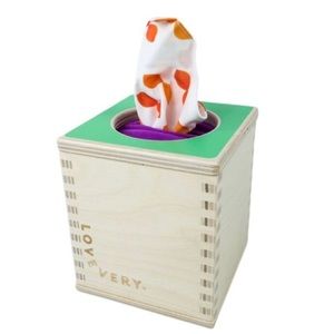 Lovevery Magic Tissue Box